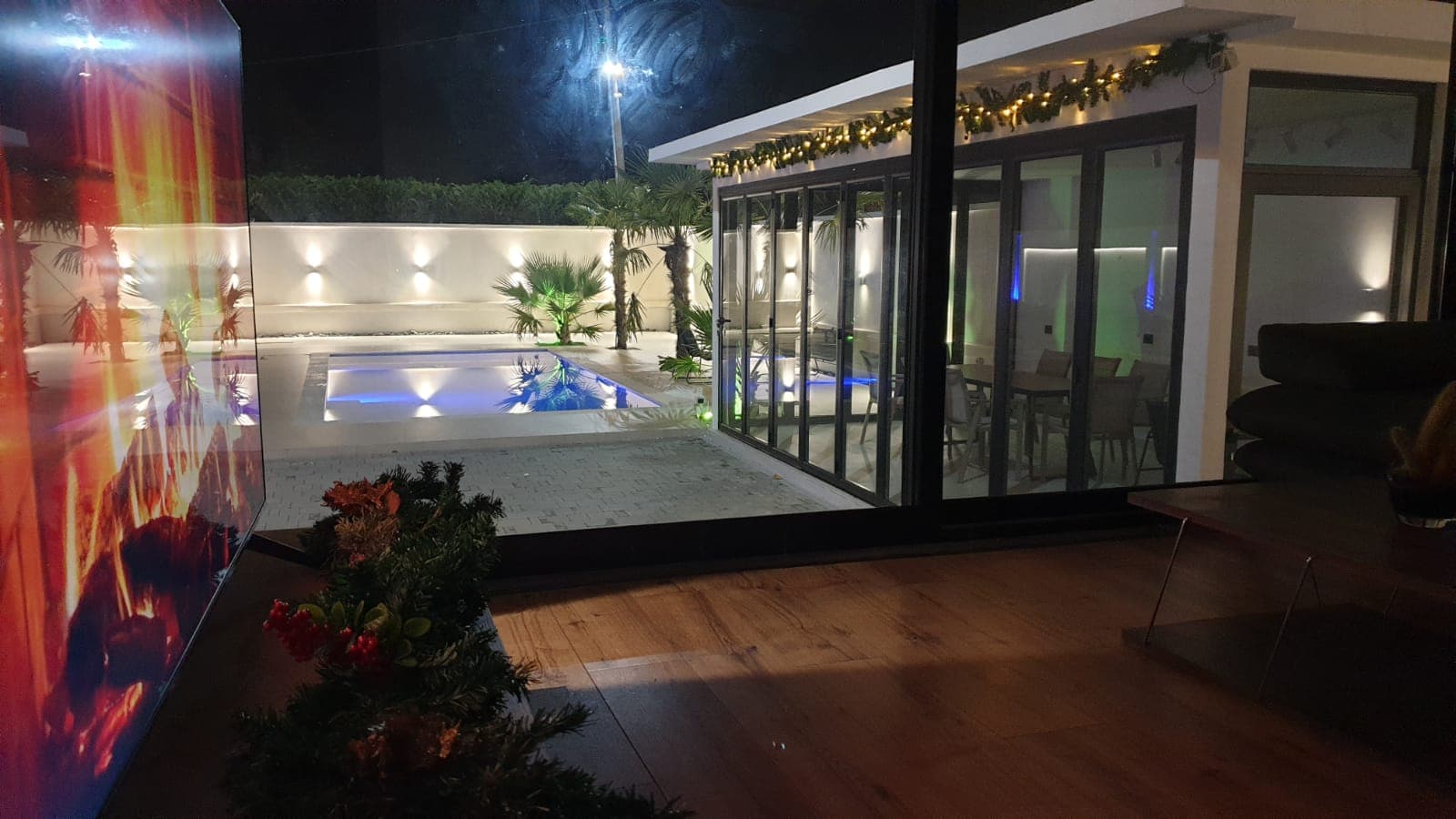 Isea Wood Villa — Rrushkull, Durrës (foto 15)