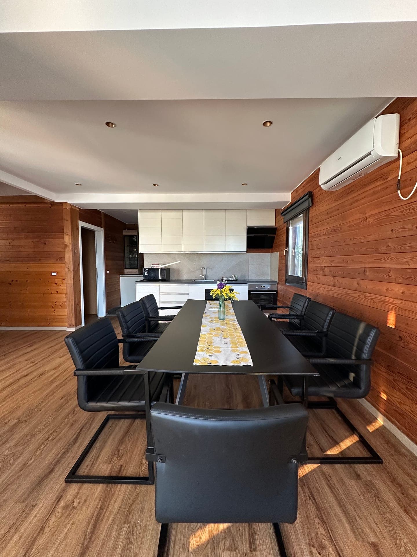 Isea Wood Villa — Rrushkull, Durrës (foto 28)
